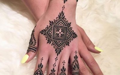 Henna tattoo: de boeiende designs die je absoluut moet testen!